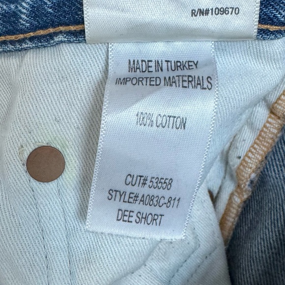 Agolde Dee Shorts - Picture 3 of 5